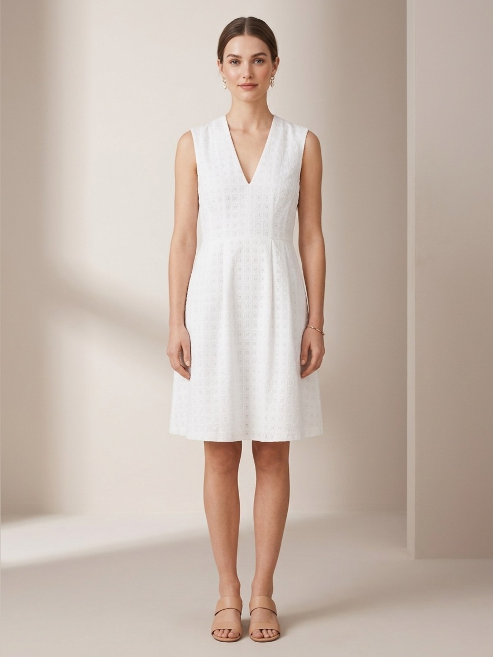 Kate Spade Sleeveless Embroidered White crochet knee length Babydoll Dress Sz 8